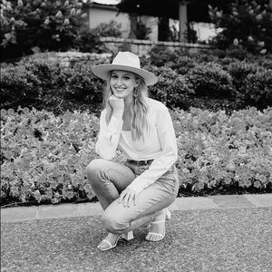 Meet your Posher, Bonnie